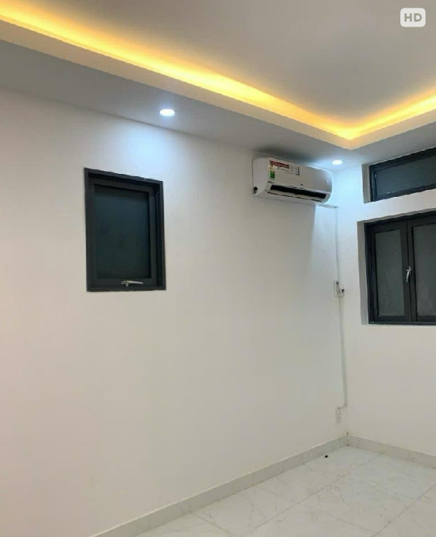 Bán nhà Tân Bình , Siêu Hiếm - 1 chiếc nhà giá nhỏ - xinh , nằm trên hẻm xe hơi , với giá chỉ hơn 2 tỷ , thiết kế hiện đại